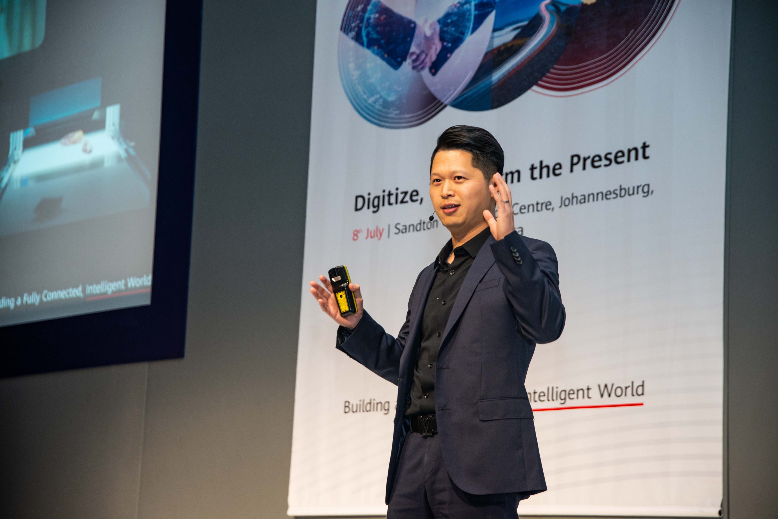 Huawei Showcases Transformative Cloud Plans, Including R100m SME ...